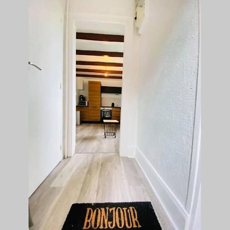 Appartement Cosy Avec Jardin Chaleureux Laon Buitenkant foto