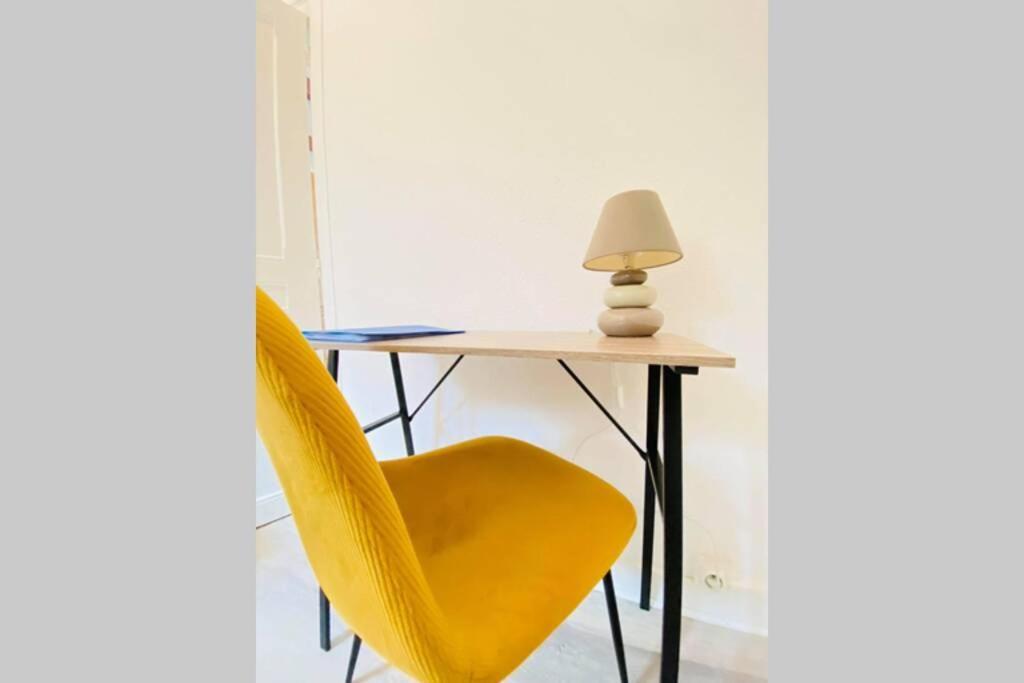 Appartement Cosy Avec Jardin Chaleureux Laon Buitenkant foto