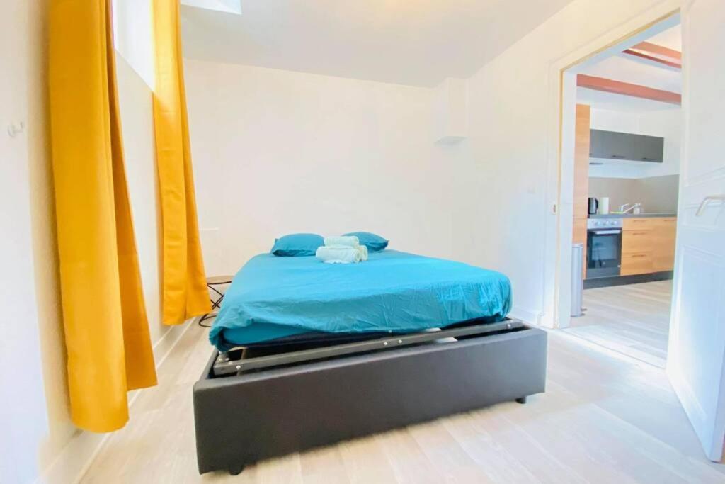 Appartement Cosy Avec Jardin Chaleureux Laon Buitenkant foto